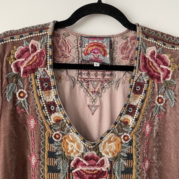 Johnny Was Cherelle Velvet Embroidered Drape Tunic Top Size L Silk Boho Hippie - Picture 4 of 15